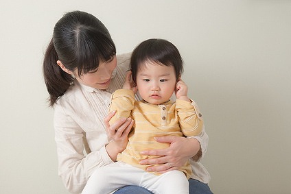 こんな症状があると急性中耳炎の可能性が…